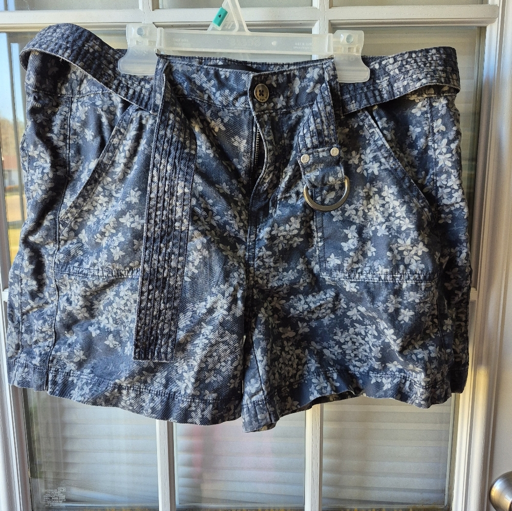 Calvin Klein Jeans Blue Floral Women's Shorts